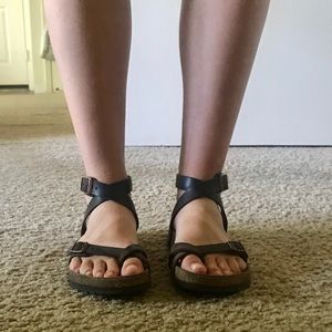 Birkenstock Yara Sandal